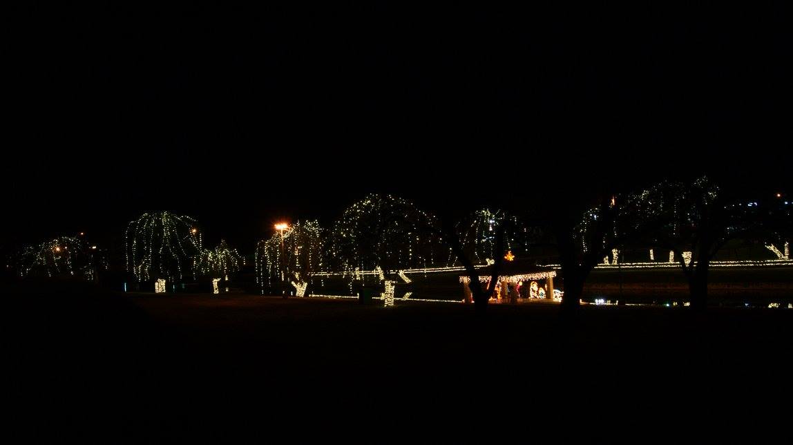 Christmas on the Creek 2014